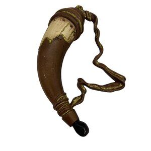 Vintage Sexton USA Cast Metal Powder Horn Wall Hanging Plaque Decor 1960s 9x6